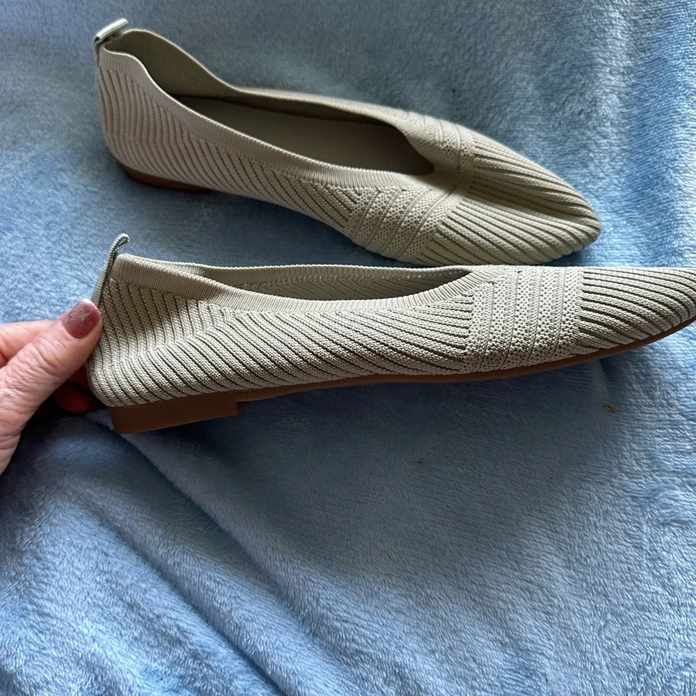 🤍✨ SHEIN Beige Knit Pointed Toe Flats EU 41 ✨🤍